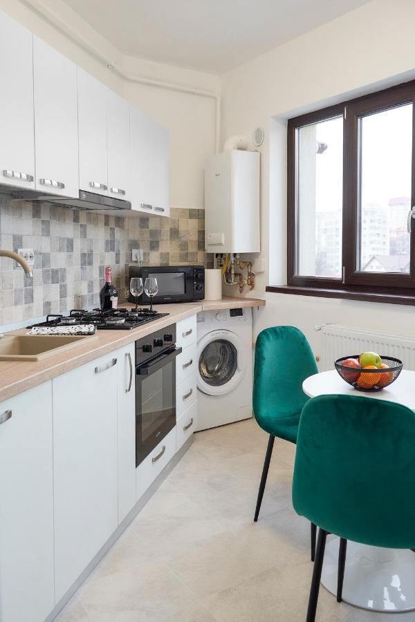 Smarald Apartament Iulius Mall 雅西 外观 照片