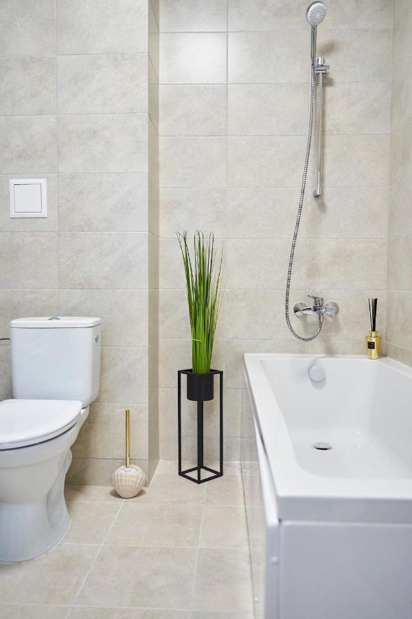 Smarald Apartament Iulius Mall 雅西 外观 照片